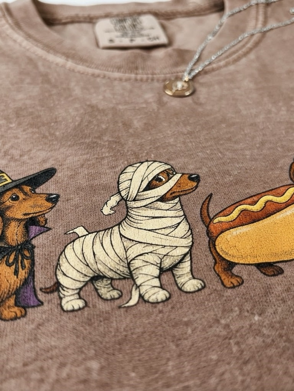 Comfort Colors Espresso Dachshund Costume Graphic Tee - Picture 2 of 2